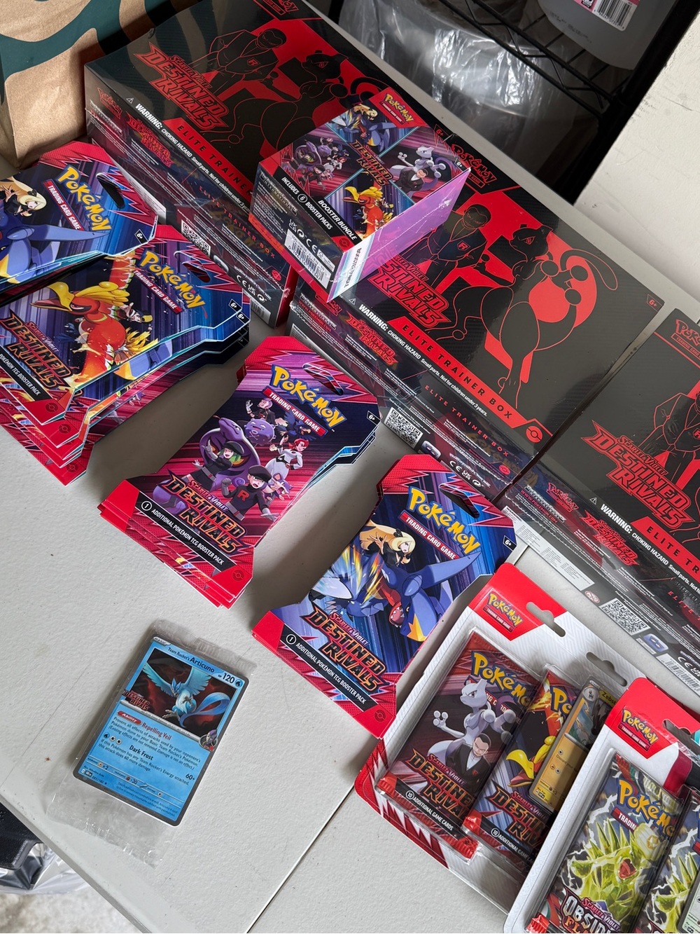 Pokemon TCG - Elite Trainer Box (VARIOUS STYLES - READ DESCRIPTION)